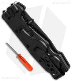 SOG Bladelight Folder Mini Black Knife + LED Flashlight (3" Black) BLT61-CP 6 SOG Bladelight Folder Mini Black Knife + LED Flashlight (3" Black) BLT61-CP -SOG Sales Store sog bladelight folder mini black blt61 cp side cm